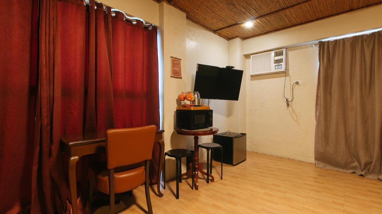 Reddoorz @ Manila Airport Hotel Paranaque City Экстерьер фото
